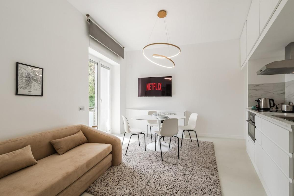 Apartment Centre - Spacious - Ac - Wi-fi - Metro *